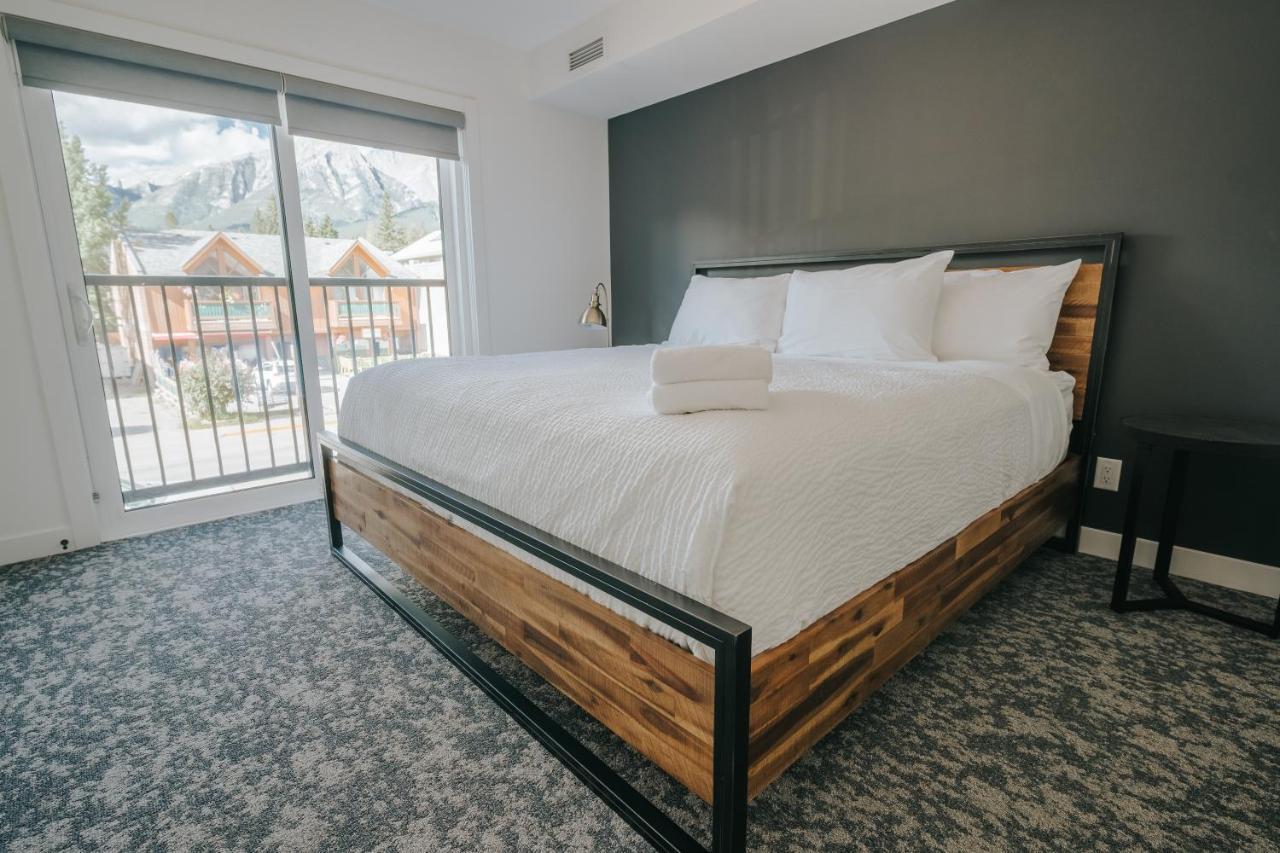 Basecamp Suites Canmore Exterior foto
